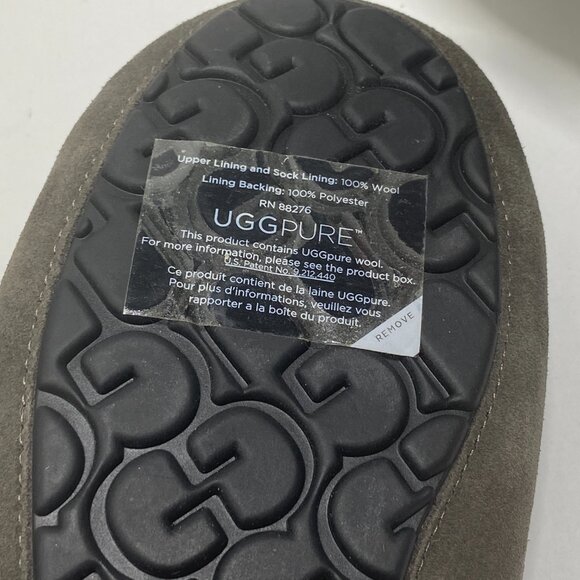 UGG Pure Men\'s Lined Moccasin Slippers - size 8 – New